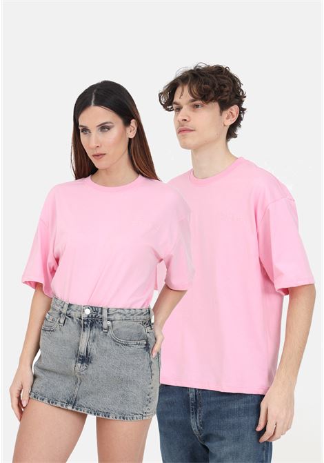 Pink men's and women's t-shirt with logo sewn on the front and back GARMENT WORKSHOP | S4GMUATH021042